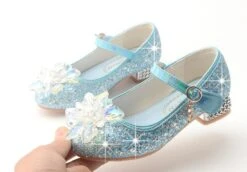 Chaussures Fille Paillettes Bleues -Princesse Magique Cosplay Boutique H46ef457ad2984f55bacb20a2f3a06be7s
