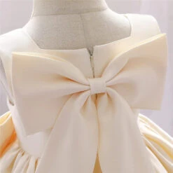 Robe Bébé Mariage Beige -Princesse Magique Cosplay Boutique Hf53bf2c76bbb4deb883d2184abcc1691v 1