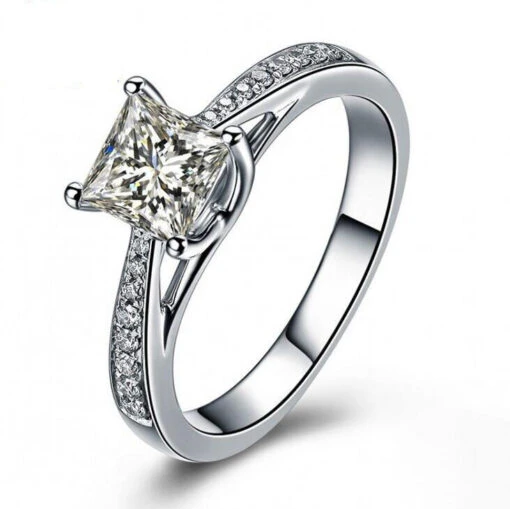 Bague Diamant Forme Princesse