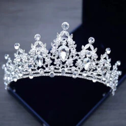 Couronne En Cristal