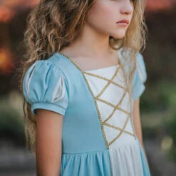 Robe De Princesse D'Époque 5 Robe De Princesse D'Époque -Princesse Magique Cosplay Boutique princesse. 1