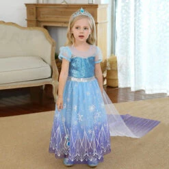 Robe De Princesse Avec Cape